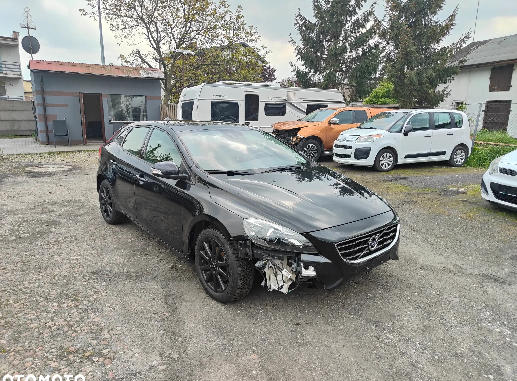 Volvo V40 cena 27900 przebieg: 159790, rok produkcji 2015 z Słupca małe 67